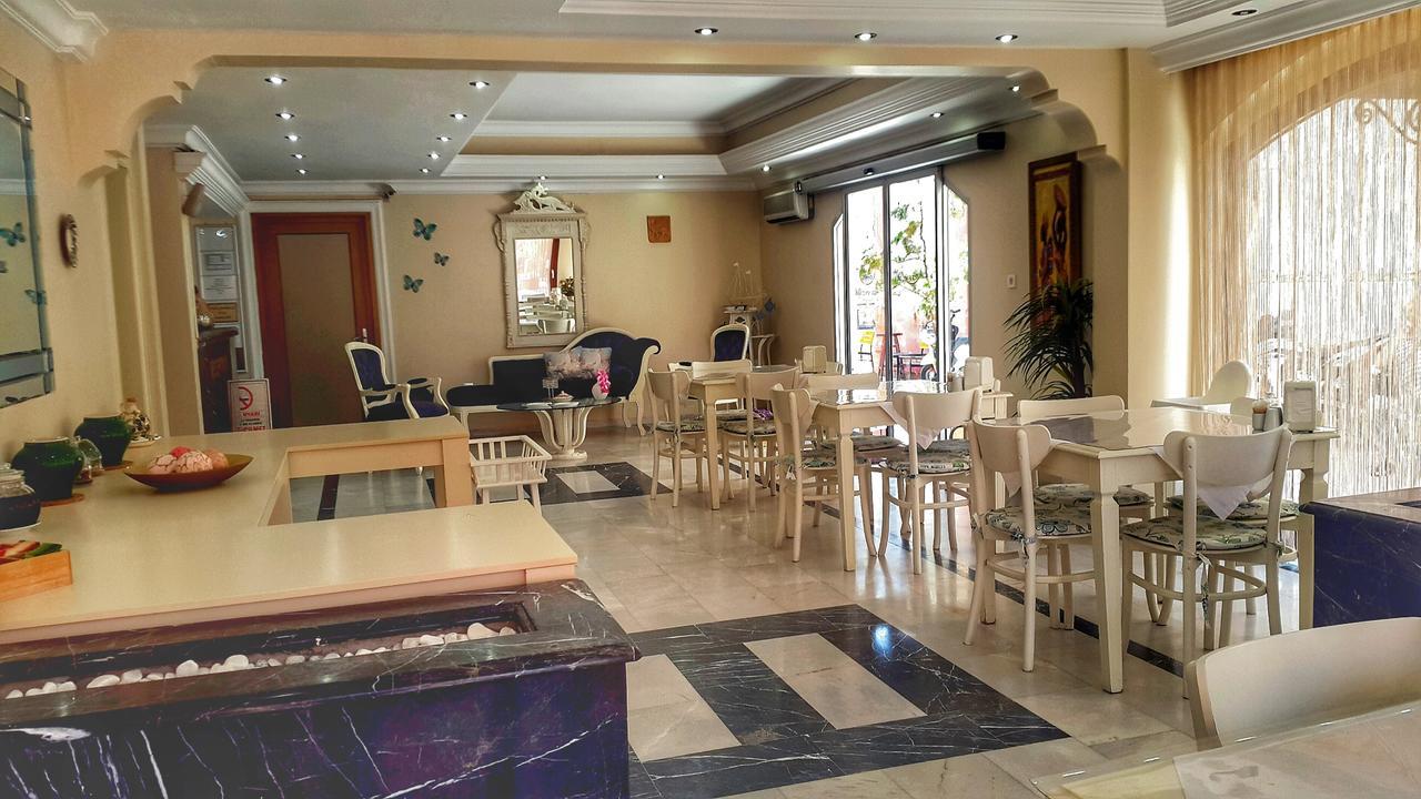 Aziz Arslan Hotel Ayvalik Exterior photo